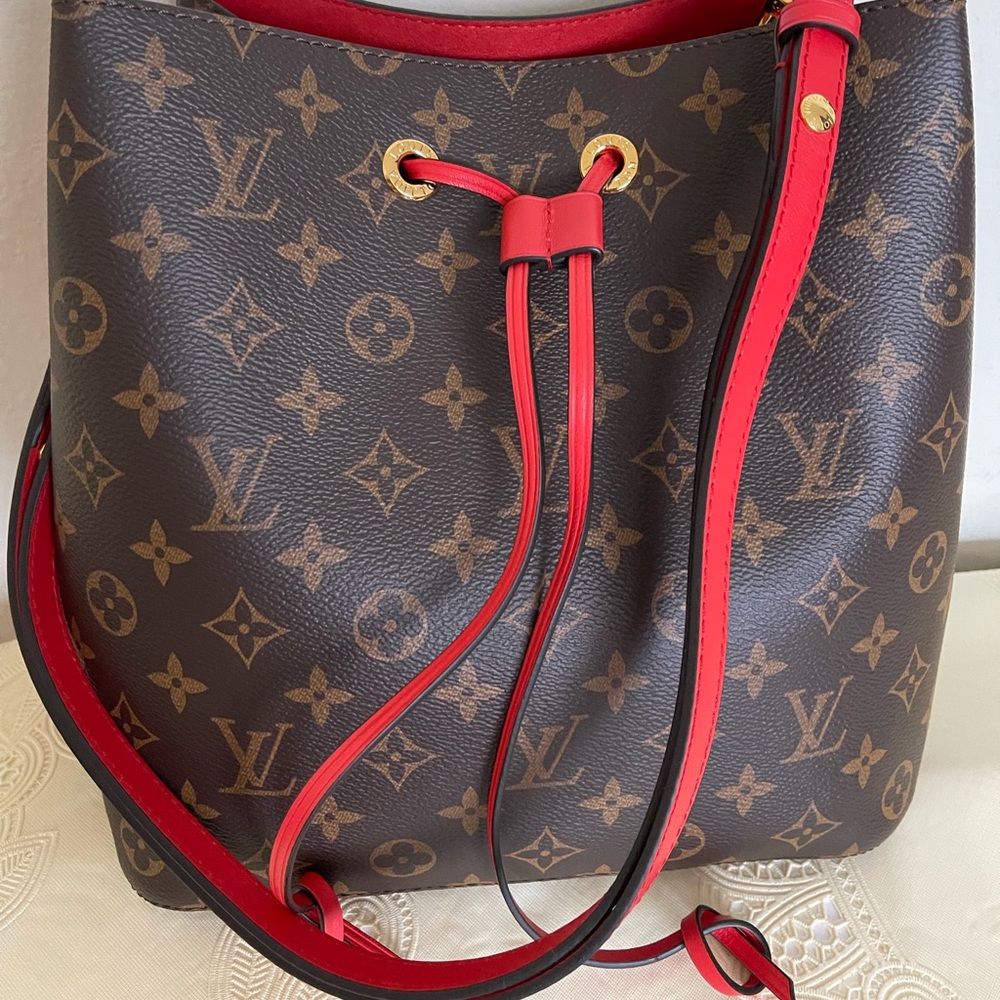 Louis Vuitton Neonoe